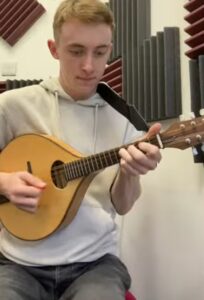 Finley Bray plays a jig in G Major